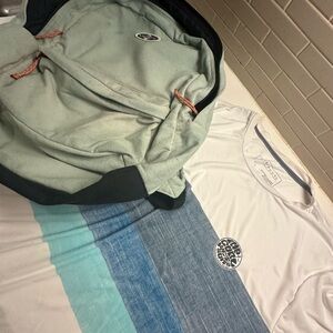 Rip Curl  Backpack & Wet Shirt XL